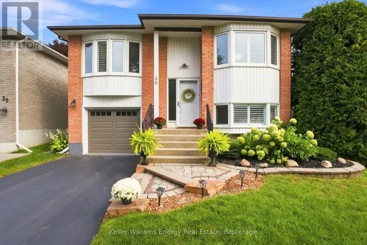 30 ALDERBROOK DRIVE, Clarington (Courtice), Ontario L1E1Z6