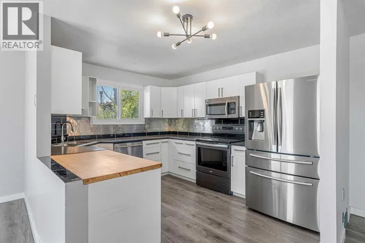 6824 Temple Drive NE, Calgary, Alberta T1Y4X8