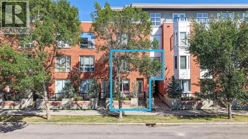 113, 830 Centre Avenue NE, Calgary, Alberta T2E9C3