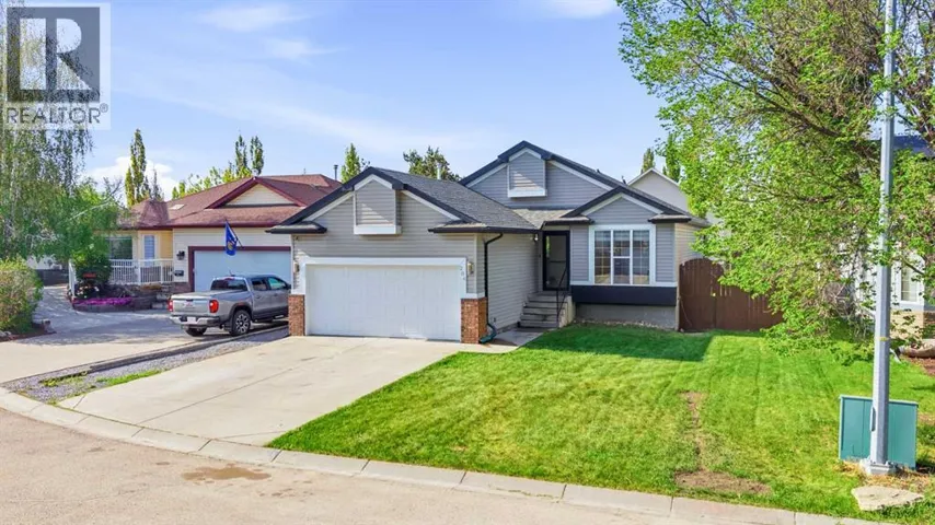 206 Highwood Village Place NW, High River, Alberta T1V1V9