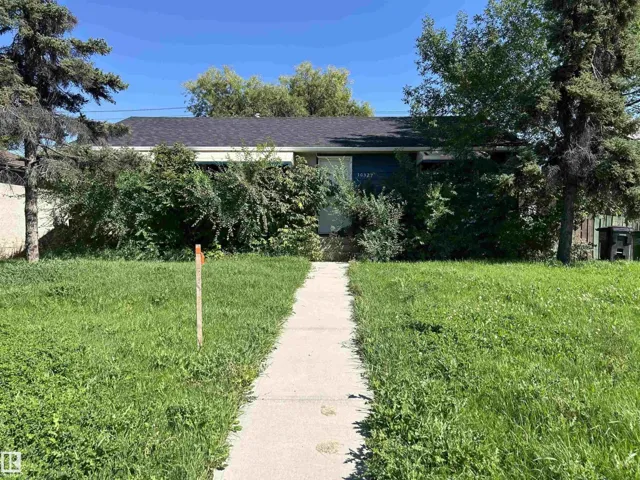 10327 50 ST NW, Edmonton, Alberta T6A2C3