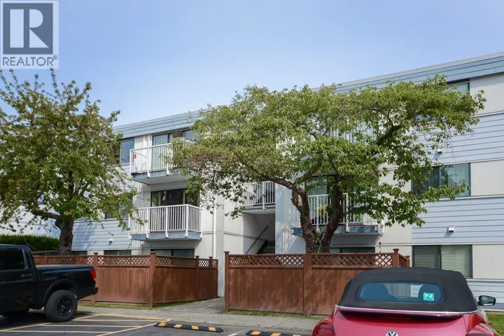 201 7200 LINDSAY ROAD, Richmond, British Columbia V7C3M6