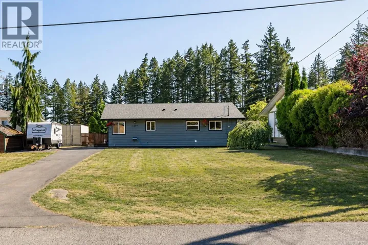 1577 Baillie Rd, Comox, British Columbia V9M4C6