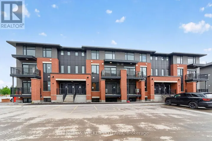 227 STARDUST PRIVATE, Ottawa, Ontario K1T3W6