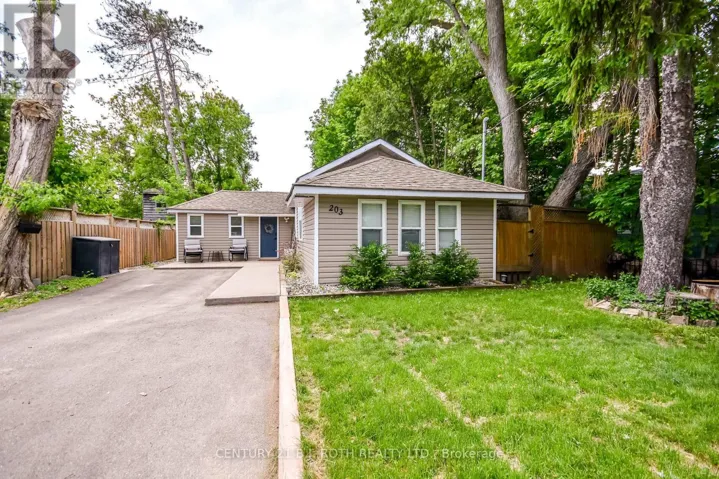 203 SOUTHVIEW ROAD, Barrie (South Shore), Ontario L4N3X6