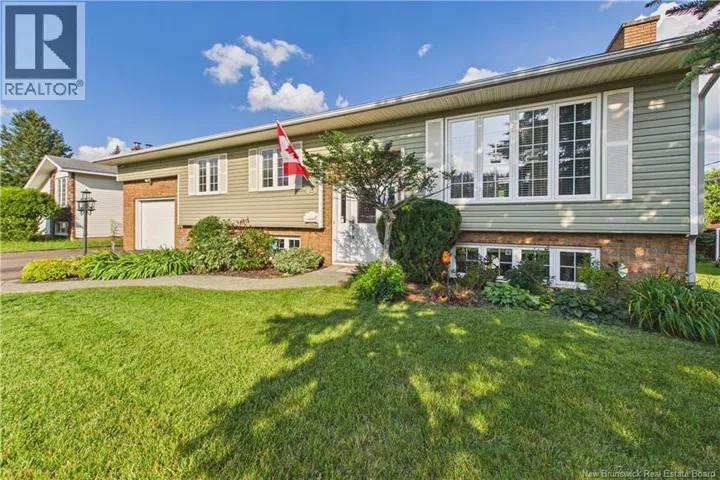 23 Pointe Aux Renards, Dieppe, New Brunswick E1A7W7