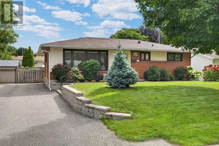 1143 GATEWAY ROAD, Ottawa, Ontario K2C2W8