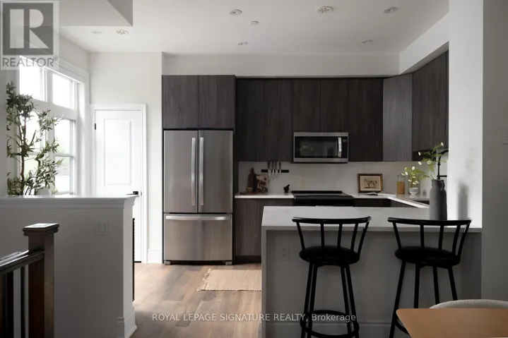 73 - 71 ELDER AVENUE, Toronto (Long Branch), Ontario M8W0B8