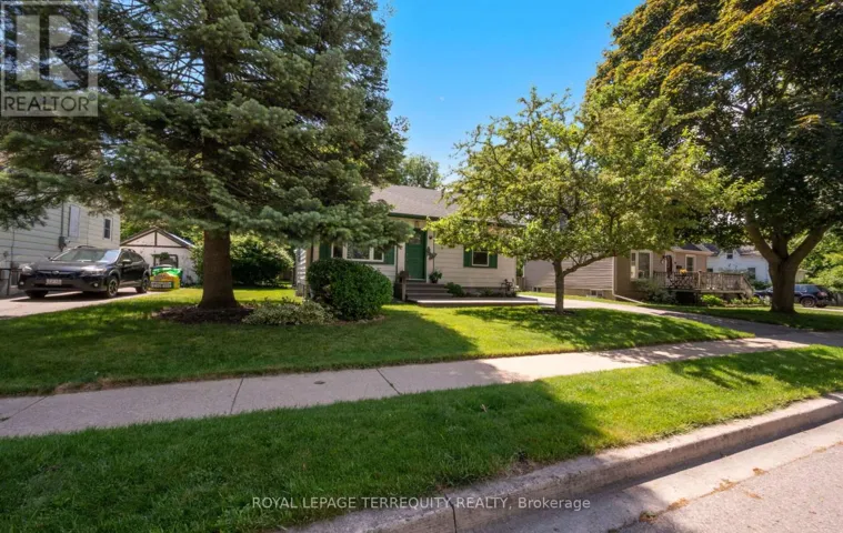 33 ROGERS ROAD, Brampton (Brampton West), Ontario L6X1L7
