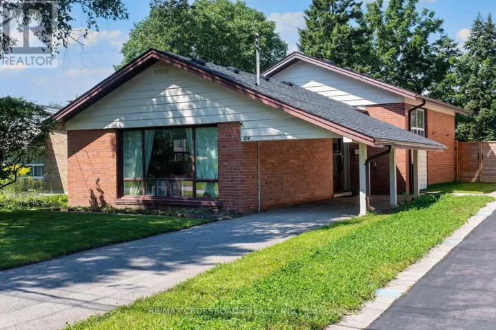 104 HAILEYBURY DRIVE, Toronto (Bendale), Ontario M1K4X5