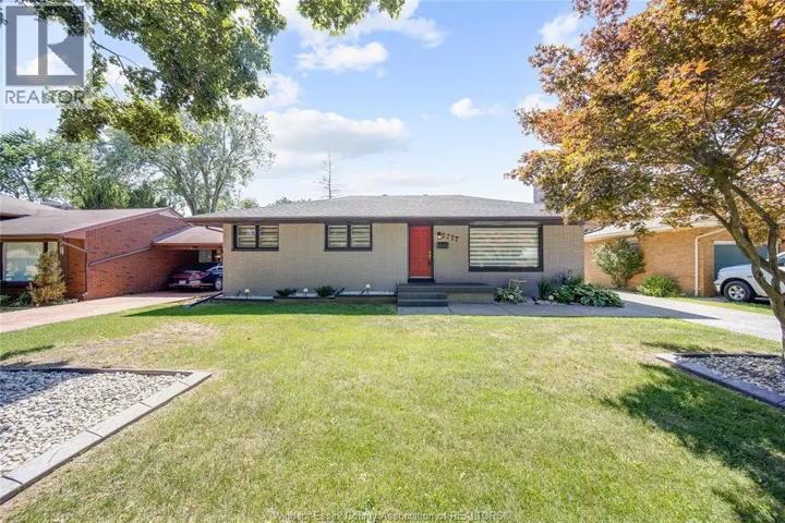 2777 ROCKWELL BOULEVARD, Windsor, Ontario N9E2A2