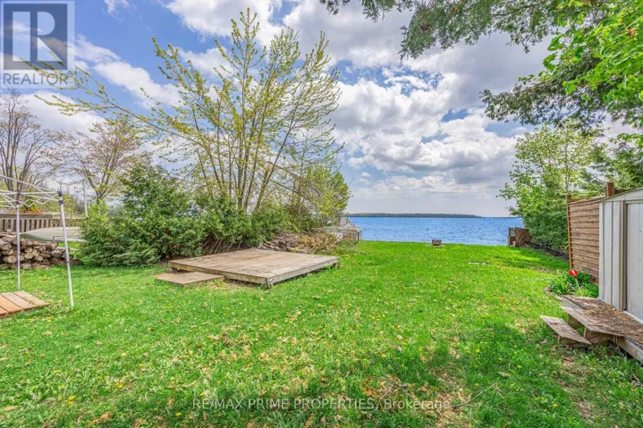 1947 WOODS BAY ROAD, Severn, Ontario L3V6H3