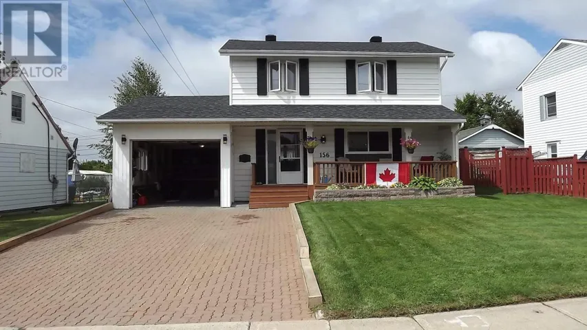 156 Hillside DR S, Elliot Lake, Ontario P5A1V3