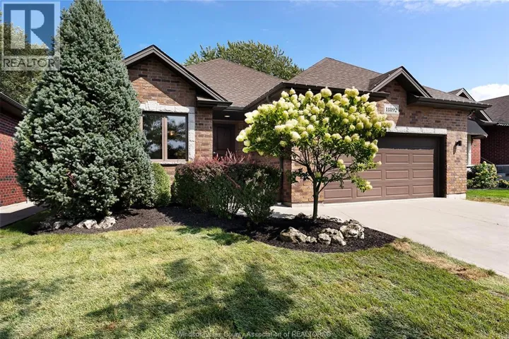 11892 Boulder CRESCENT, Windsor, Ontario N8P1Z4