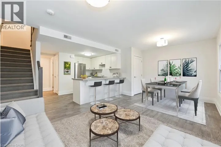 760 LAKESHORE Road E Unit# 207, Mississauga, Ontario L5E1C7