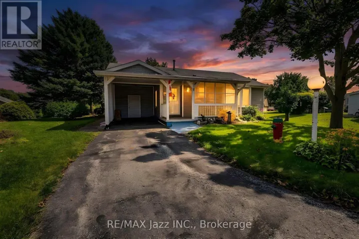 5 KING COURT, Clarington (Newcastle), Ontario L1B1L7