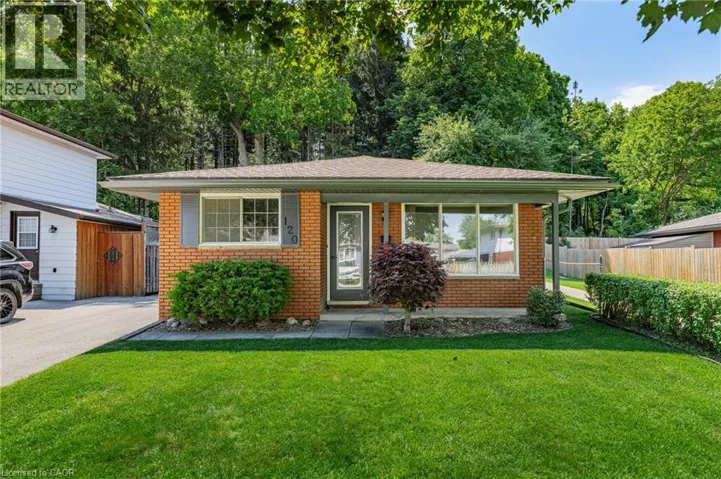 120 ARROWHEAD Crescent, Kitchener, Ontario N2P1B9