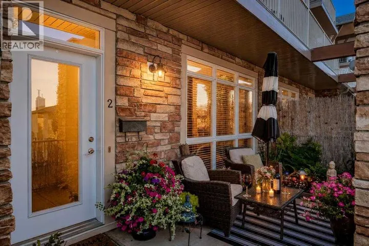 2, 140 Rockyledge View NW, Calgary, Alberta T3G5Y4