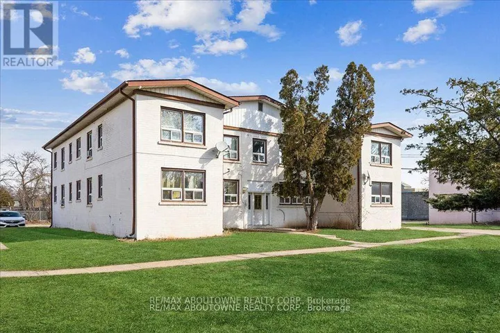 7 - 1031 CHURCHILL AVENUE E, Oakville (CP College Park), Ontario L6H1A3