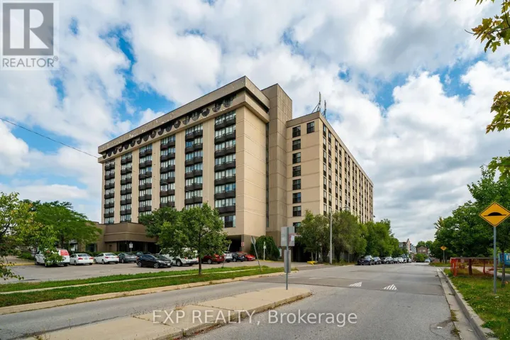 312 - 2737 KEELE STREET, Toronto (Downsview-Roding-CFB), Ontario M3M2E9