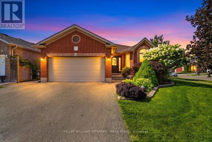 900 KEEWATIN PLACE, Kitchener, Ontario N2B3W4