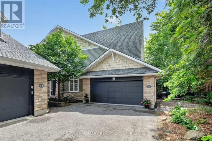 17 CREEK'S END LANE, Ottawa, Ontario K2H1C7
