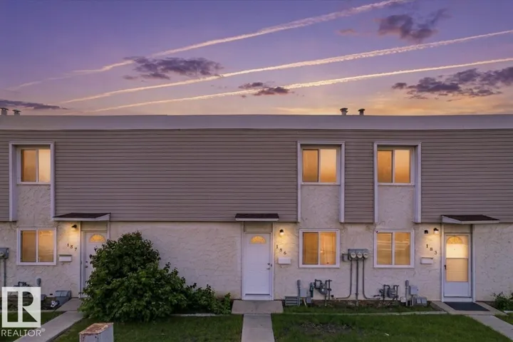 186 CORNELL CT NW, Edmonton, Alberta T5C3C3