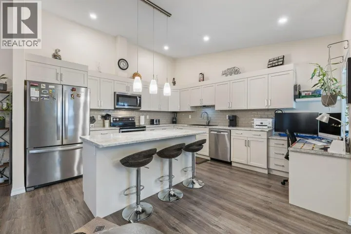 1873 Parkview Crescent Unit# 8, Kelowna, British Columbia V1X7G7