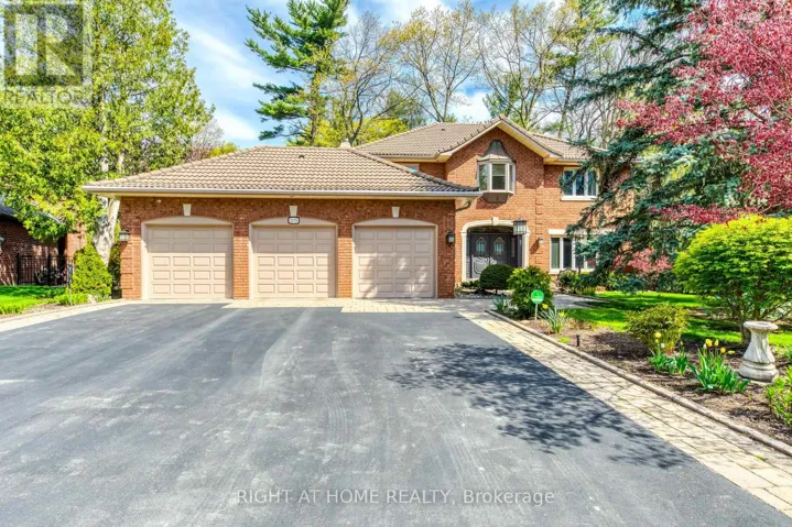 2175 ONEIDA COURT, Mississauga (Erindale), Ontario L5C4G5