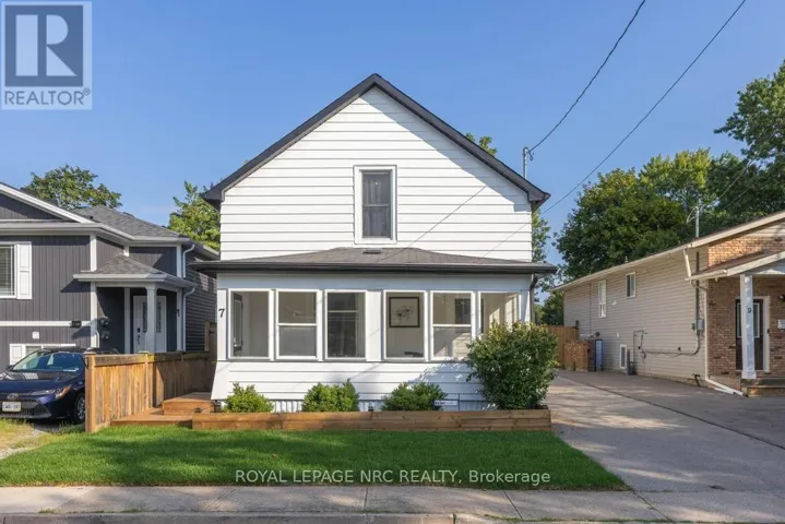 7 CAPNER STREET, St. Catharines (Oakdale), Ontario L2P2K2