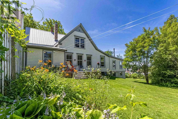 1327 Main Street, Murray Harbour, Prince Edward Island C0A1V0