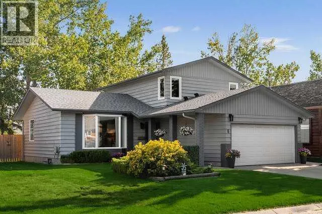 8 Deerbow Circle SE, Calgary, Alberta T2J6J2