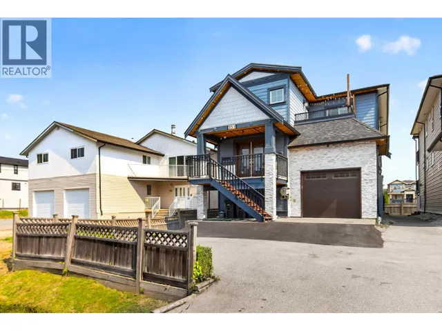 351 PEMBINA STREET, New Westminster, British Columbia V3M5J5