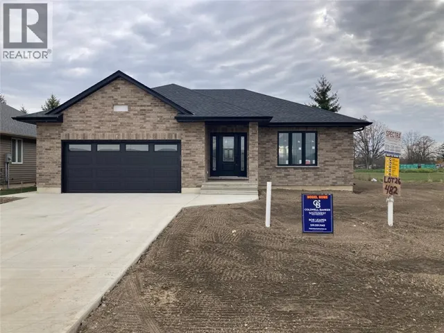 4013 GREENWOOD STREET, Petrolia, Ontario N0N1R0