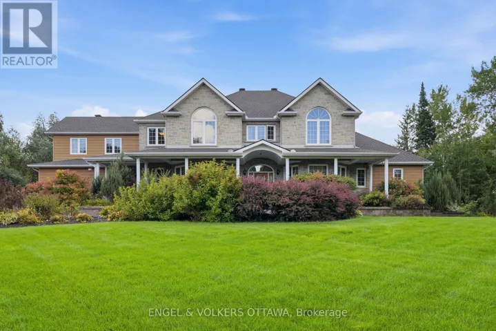 6622 BLOSSOM TRAIL DRIVE, Ottawa, Ontario K4P1R5