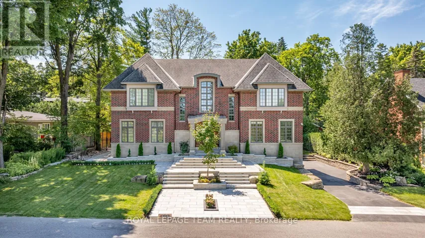 250 SANDRIDGE ROAD, Ottawa, Ontario K1L5A2