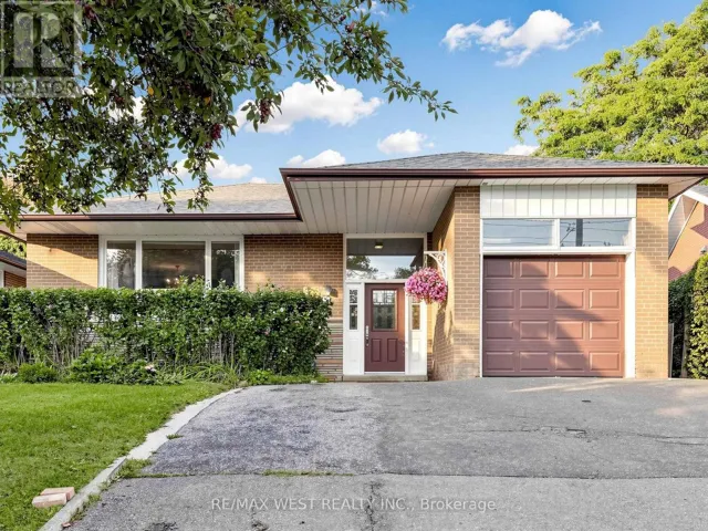 941 WILLOWDALE AVENUE, Toronto (Newtonbrook East), Ontario M2M3C3