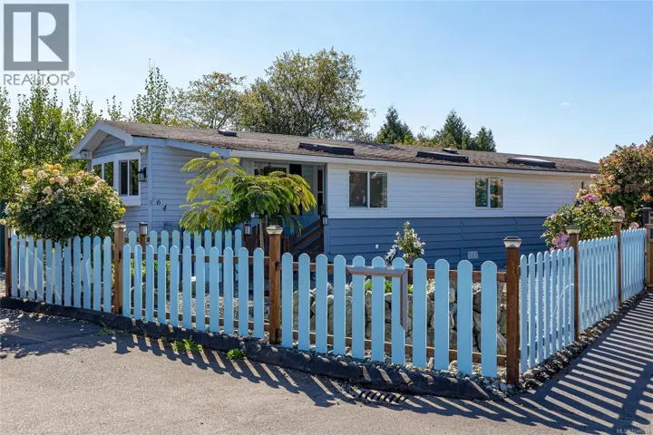 64 7701 Central Saanich Rd, Central Saanich, British Columbia V8M1X4