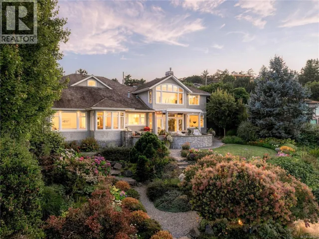 2924 Mt. Baker View Rd, Saanich, British Columbia V8N1Z5