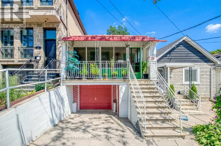 15 HAVERSON BOULEVARD, Toronto (Keelesdale-Eglinton West), Ontario M6M3J5