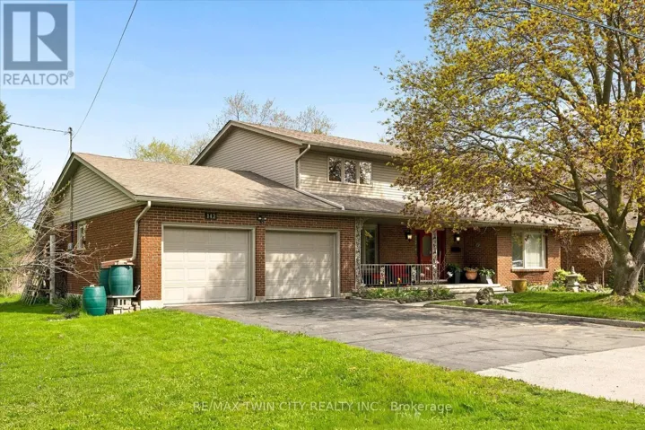 142 CARSON DRIVE, Kitchener, Ontario N2B2Z2