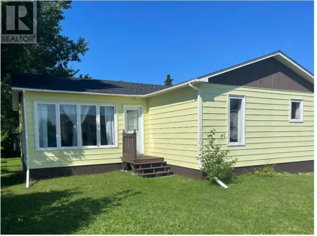 5 St Clare Avenue, Stephenville, Newfoundland & Labrador A2N1N3