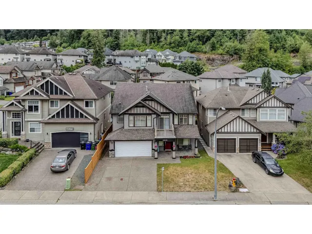 46225 KERMODE CRESCENT, Promontory, Chilliwack, British Columbia V2R0C7