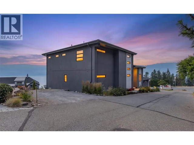 1534 GREGORY Road, West Kelowna, British Columbia V4T2V7