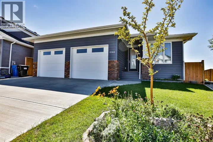 1044 Caledonia Place W, Lethbridge, Alberta T1J5W1