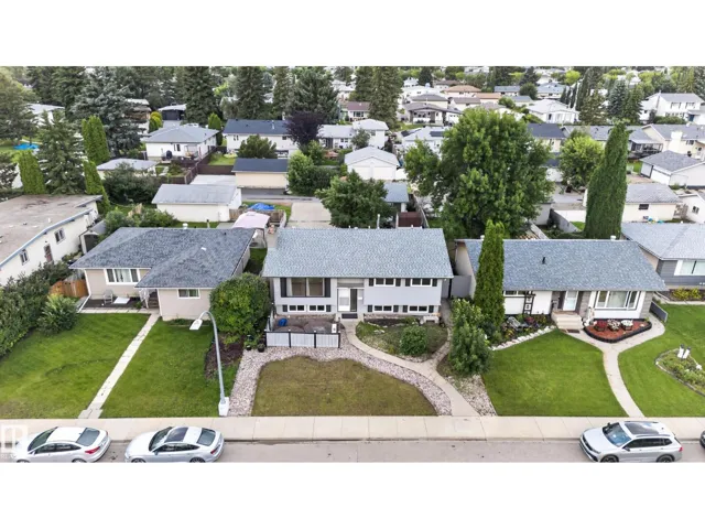 15012 79 ST NW, Edmonton, Alberta T5C1K8