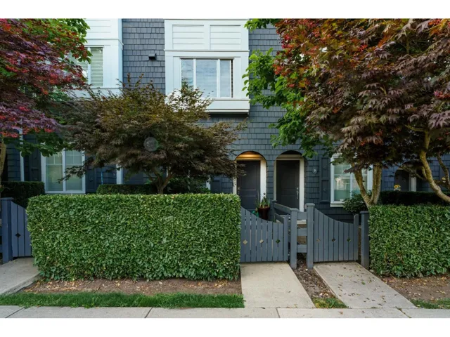 10 14955 60 AVENUE, Surrey, British Columbia V3S1R4