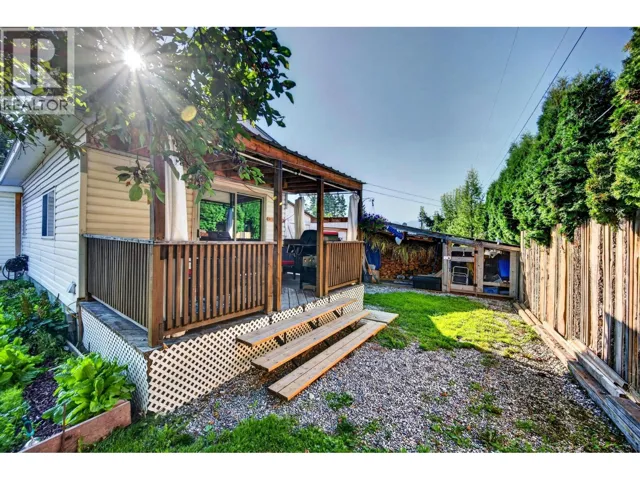1422 Golden View Road Unit# 5, Golden, British Columbia V0A1H1
