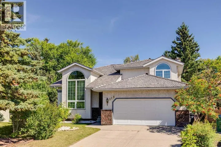 113 Hawkdale Bay NW, Calgary, Alberta T3G2W8