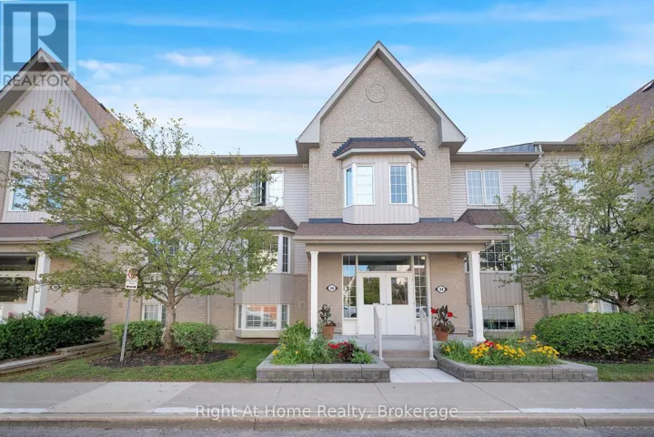 2 - 36 PETRA WAY, Whitby (Pringle Creek), Ontario L1R0A5